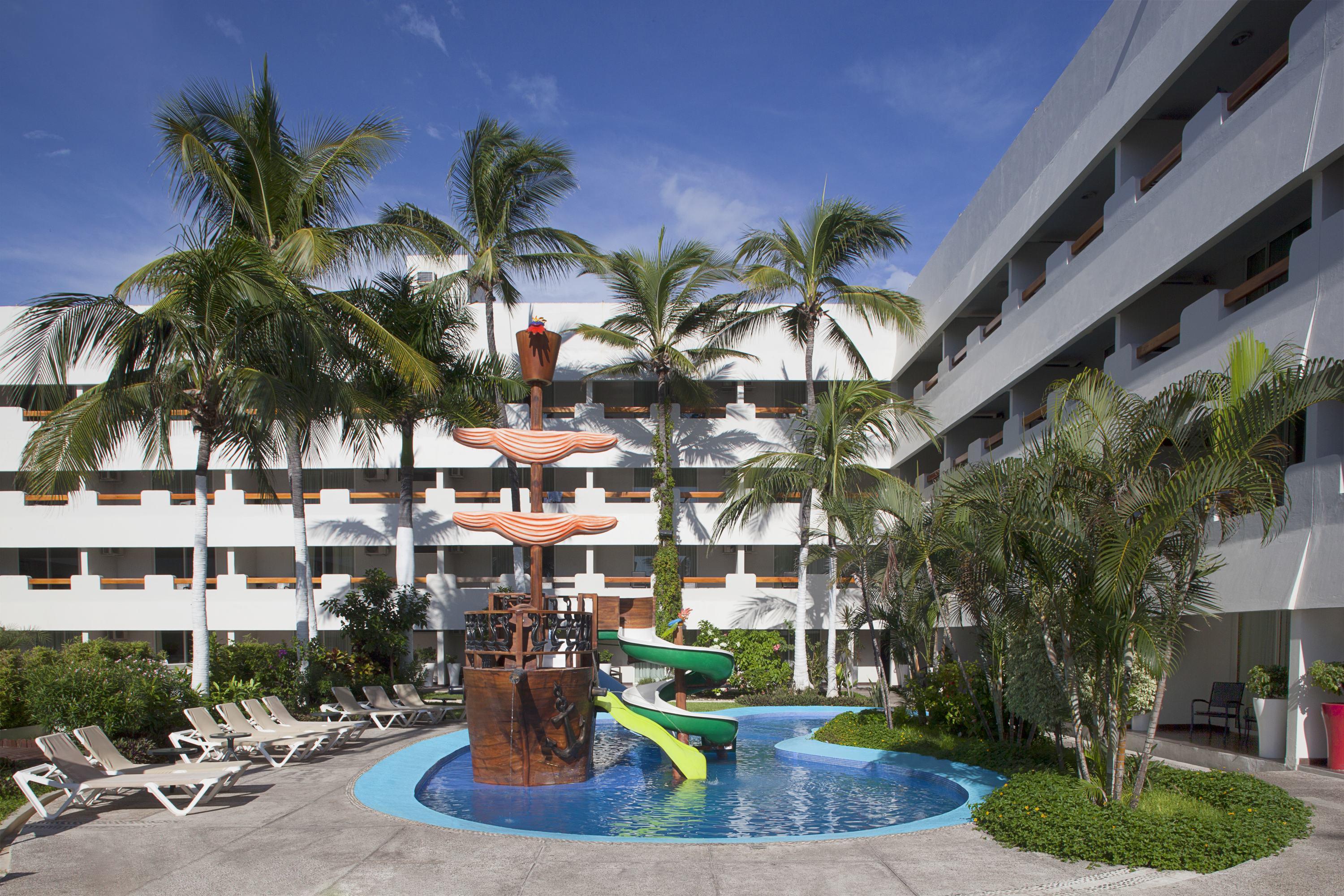 Emporio Mazatlan Hotel Exterior photo